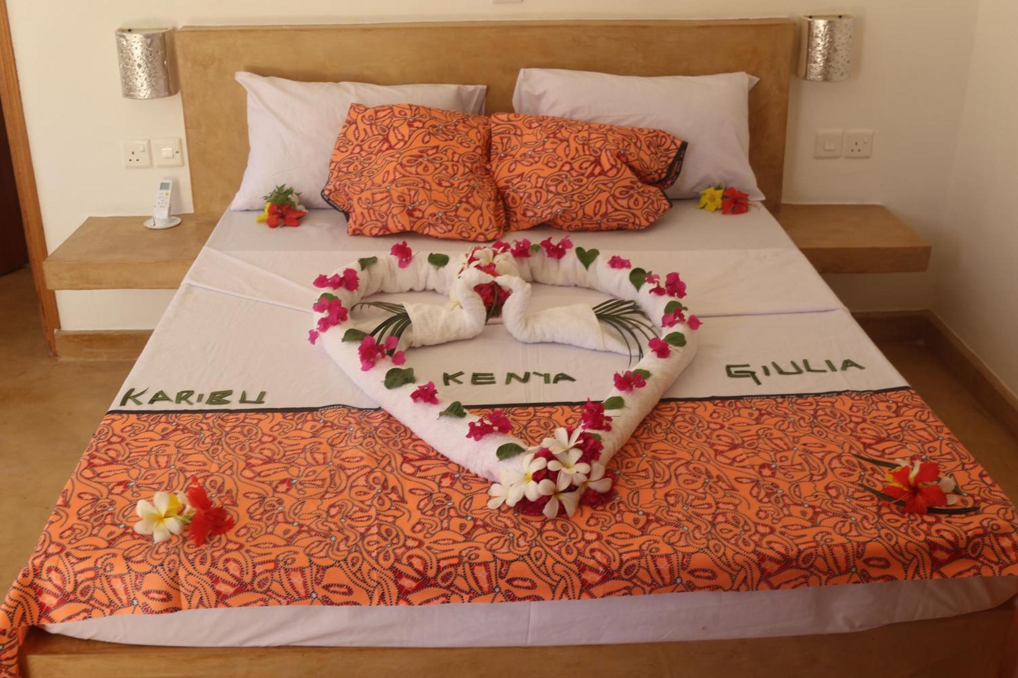 Tatu Inn Boutique Hotel วาตามู ภายนอก รูปภาพ