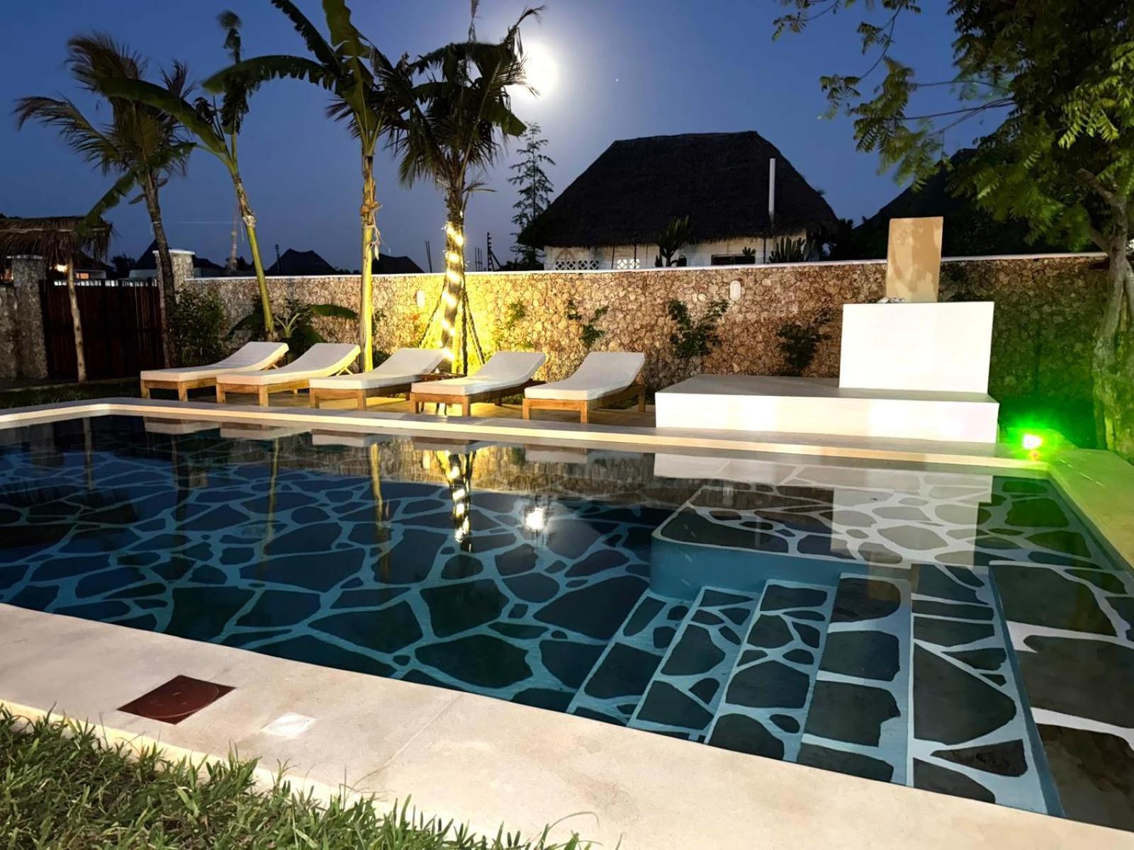 Tatu Inn Boutique Hotel วาตามู ภายนอก รูปภาพ
