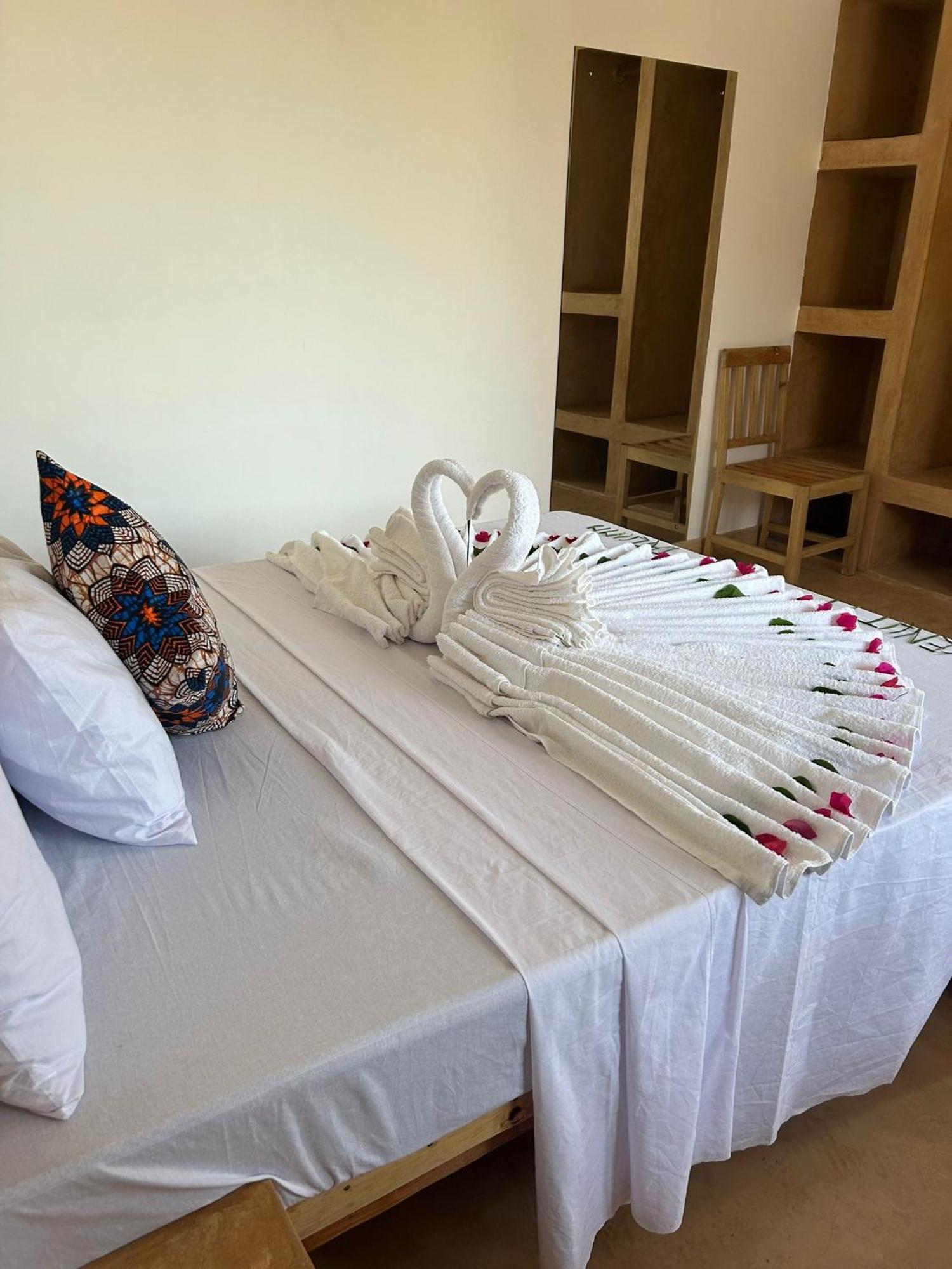 Tatu Inn Boutique Hotel วาตามู ภายนอก รูปภาพ